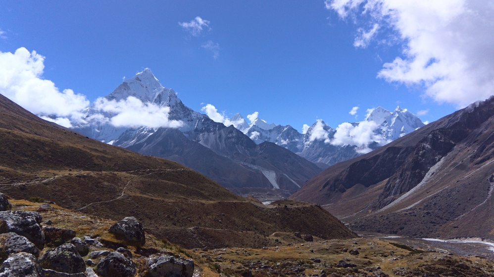 Khumbu Valley with Ama Dablam mountain