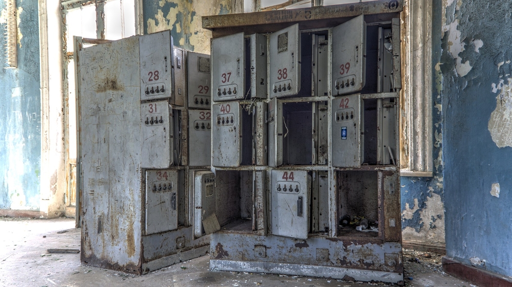 Inside the Novy Afon railway building