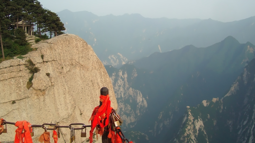 We made it to the top of Hua Shan